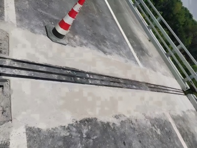 班戈伸缩缝更换后浇筑材料快速结构修补料速砼的产品特点及施工流程​